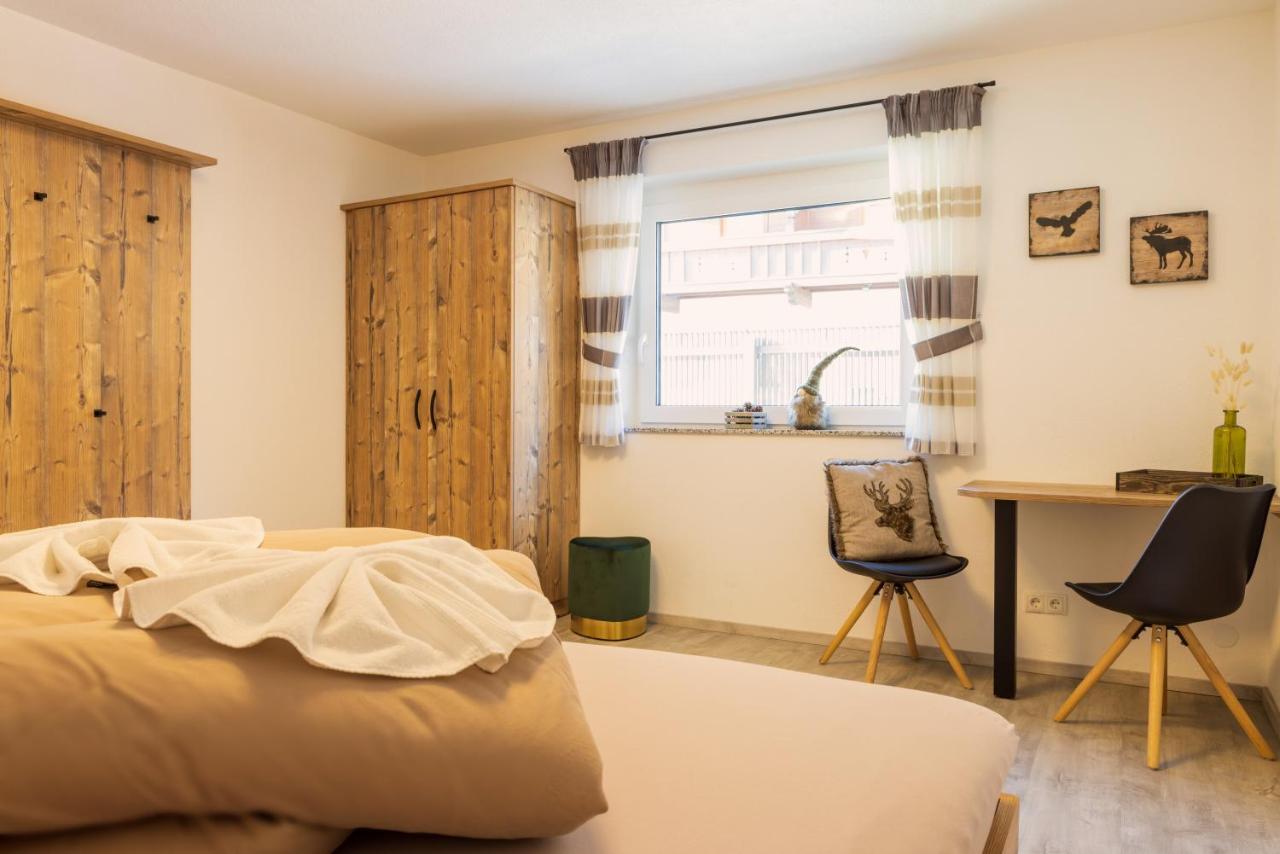 Apartments Mooshof ノイシュティフト・イム・シュトゥーバイタール エクステリア 写真